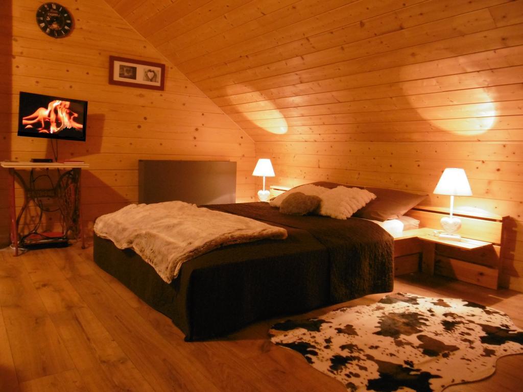 Gite Au Coeur Du Chalet En Belledonne Vers Prapoutel Les 7 Laux Sainte-Agnès Rum bild